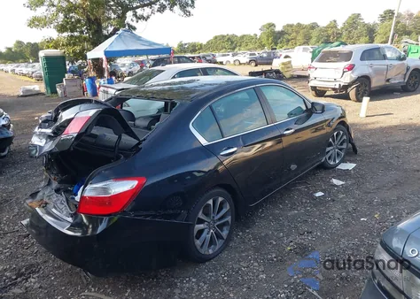 2015 Honda Accord Sport z USA, uszkodzony, nr VIN 1HGCR2F58FA271992